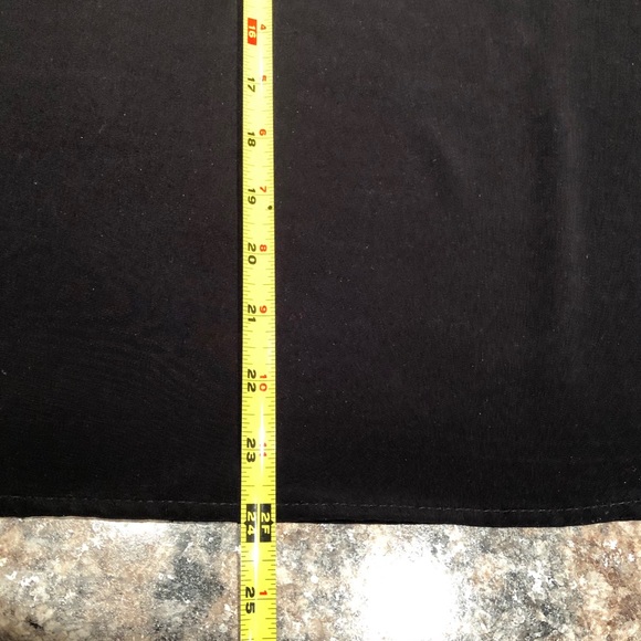 ⭐️Soft Black Tank Top Plus Size🌷 - Picture 5 of 5